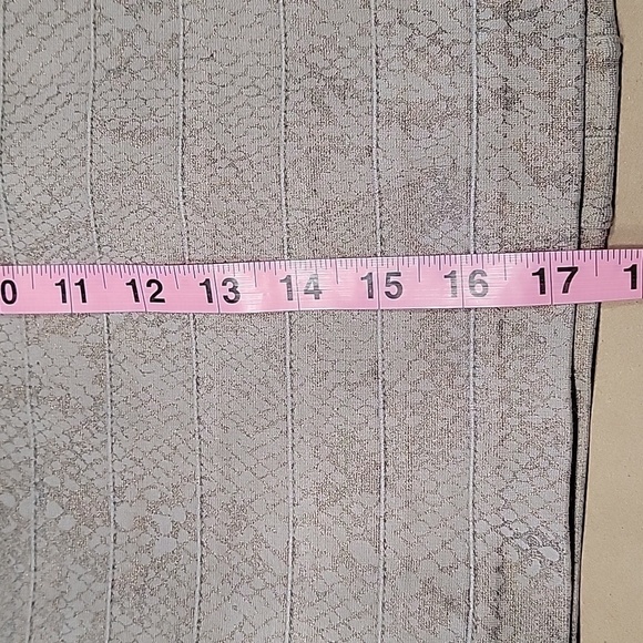 Express Size 2 Taupe with Gold Reptile / Snake Print Bodycon Bandage Mini Skirt - Picture 6 of 9